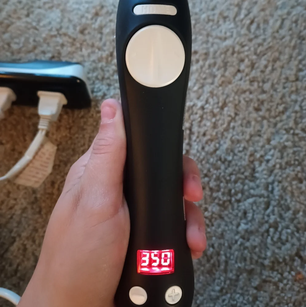 Beachwaver S1 Ceramic Dual Rotating Curling Iron Black & Silver Model BW1136S1